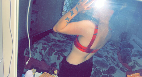 Little sub_ perfect model pictures