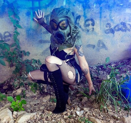 Emmy Wyatt nude actress pics