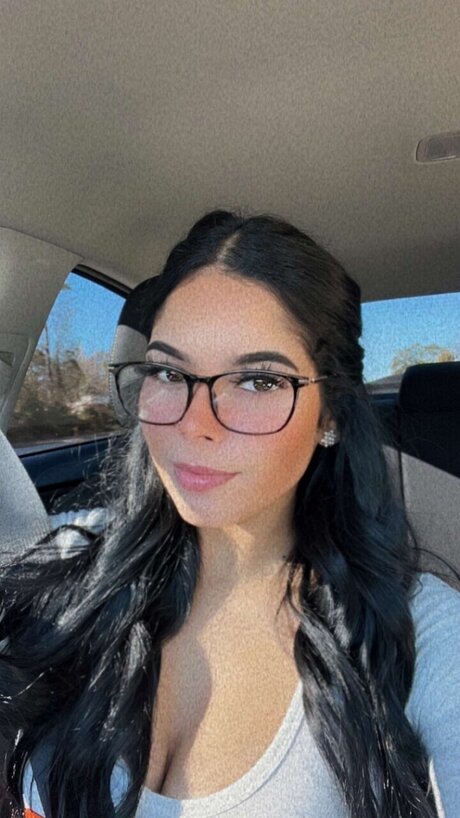 _Noelle_ xxx model pictures