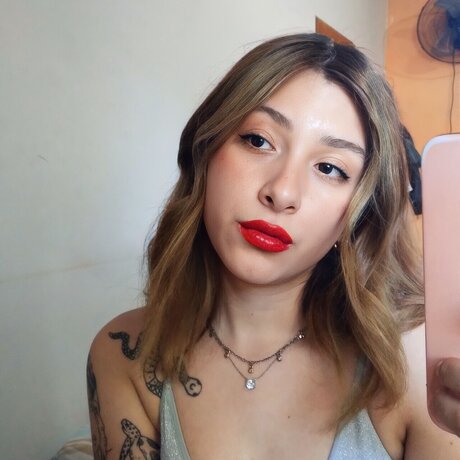 Cele exclusive model pic