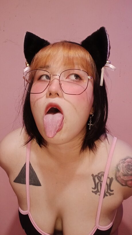 Juneder porn star photo