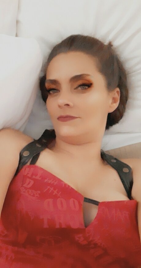 UseMEup pornstar nudes photos