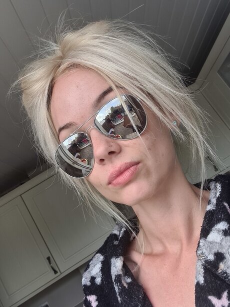 zarella_ nice actress galleries