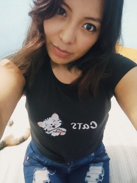 Nicol Luuz model nice gallery