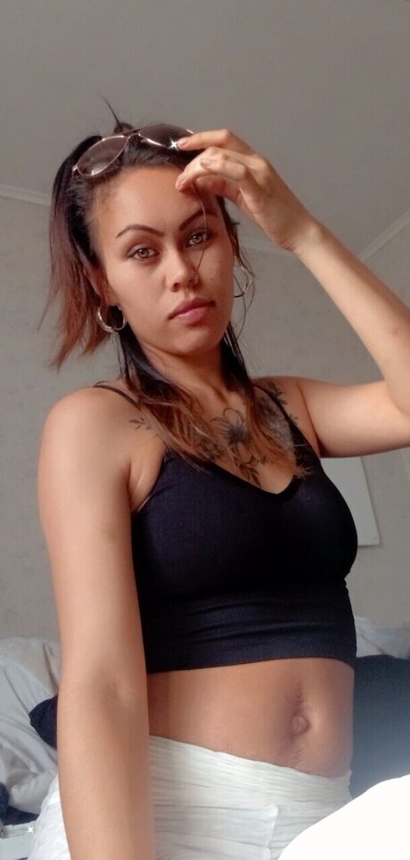 xxBubbrdeexx nude actress img