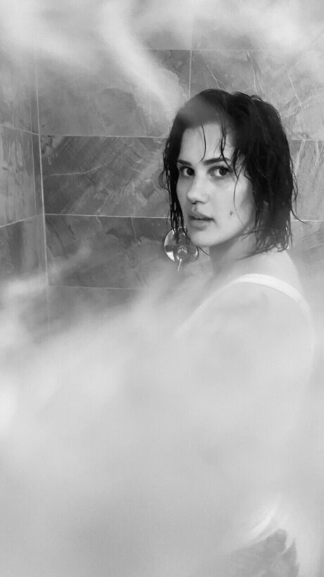 Curvy Doll porn star galleries