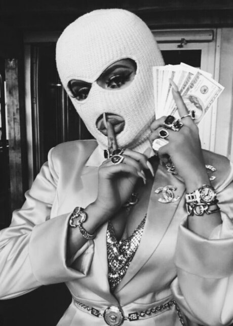 ICESY model hot photos