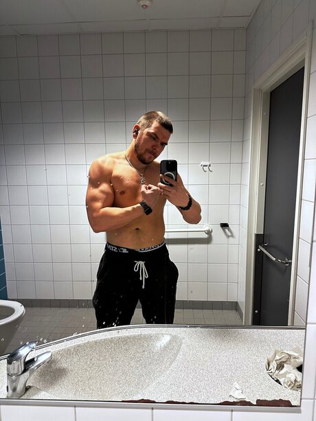 Papu model art images