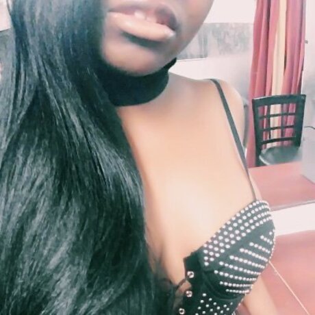 Kiliana xxx model pic