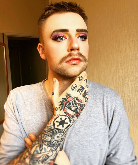 robinjava star naked image