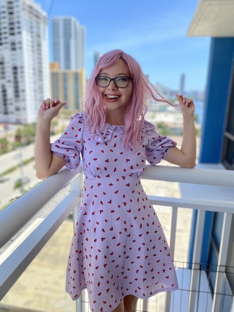 Tiki art actress image