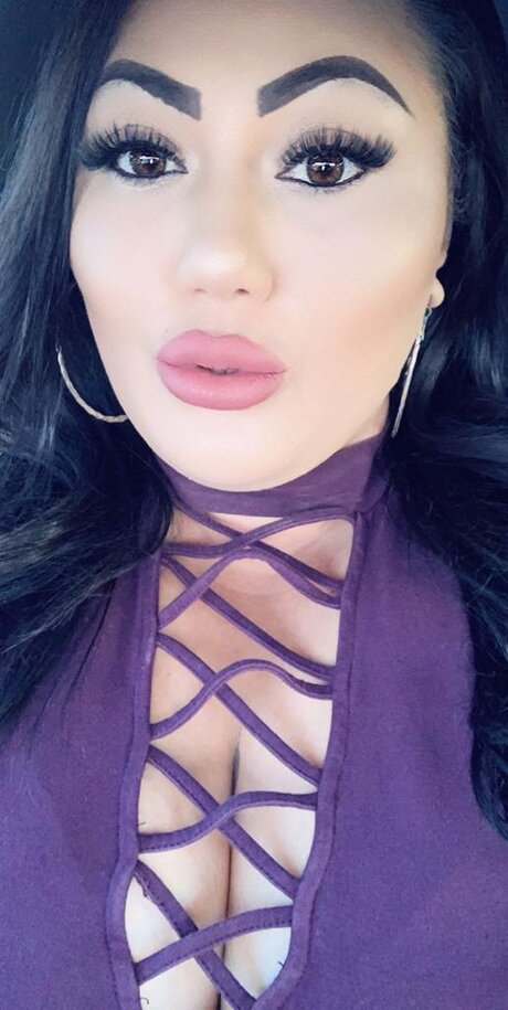 Kandy19 adult star img