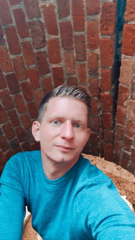 kevin bas high quality actress pictures