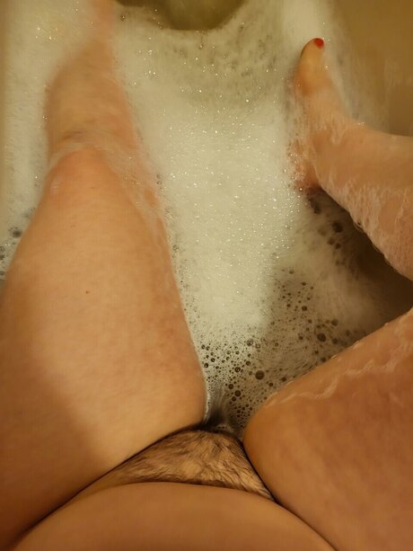 LadyC69 nude star img