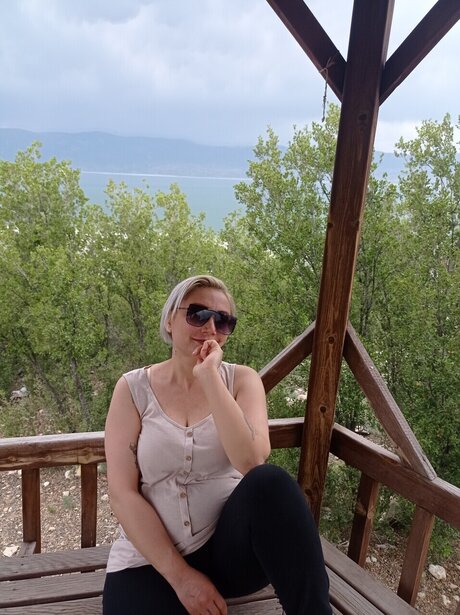 Gonca zdil model nude photos