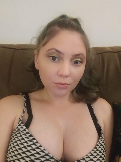 Barbra Higgins star free pic