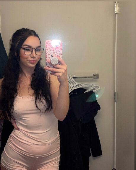 Amyyyrs sex actress galleries