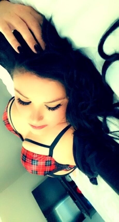 Elliah Rose nice pornstar archive