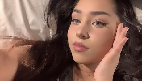 Lizah model free picture