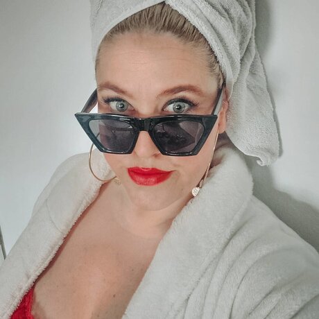 Michaela Spol pornstar hot images