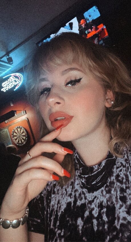 Ella_ nude actress img