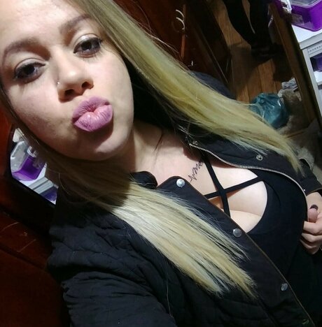 Fernanda Pontes model pretty images