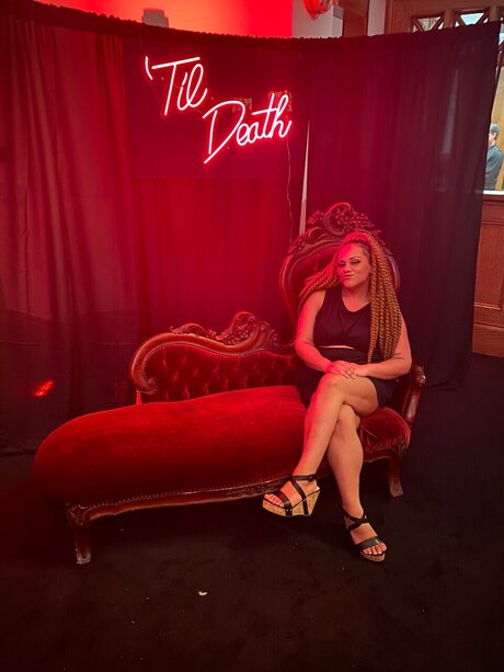 Queen Ursula exclusive model gallery