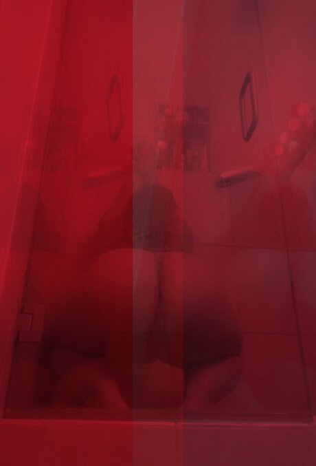 Thana Sidero Valdis hot pornstar pictures