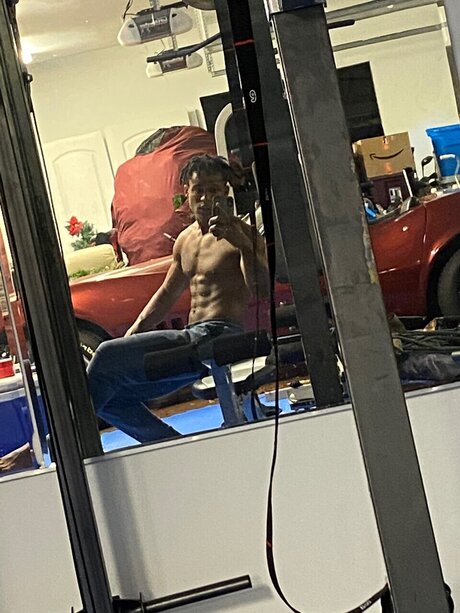 ExtraZai_ high quality actress picture