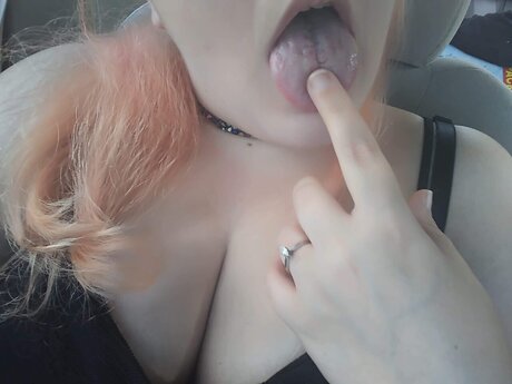 Foxy Moxy pornstar hot image