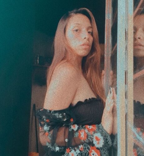 Magui Yebra star free photo