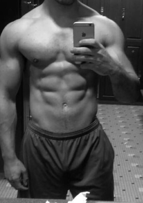 Lazylifter xxx model archive