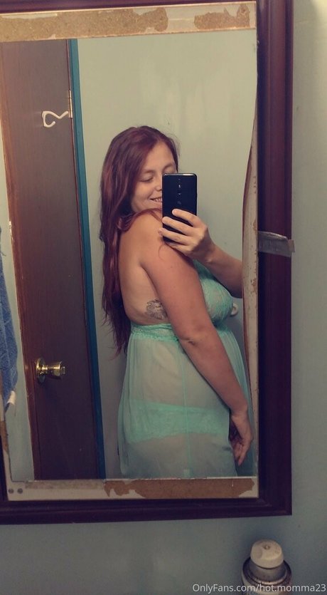 hot momma23 model nudes picture