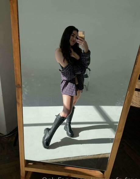 marry fgfree model hd photo