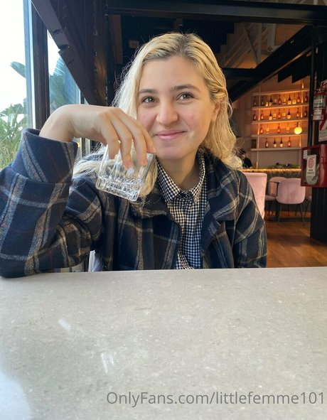 littlefemme101 adult star img