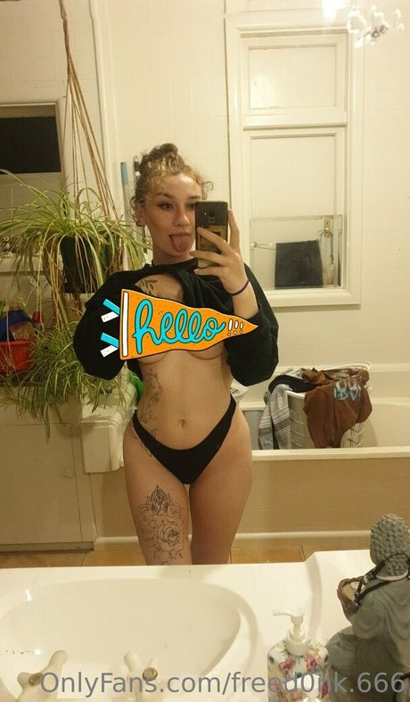 freed0nk 666 star adult pic