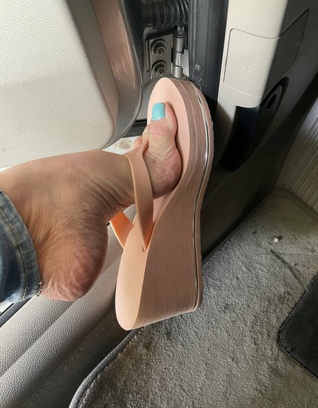 mimifootnip star porn pictures