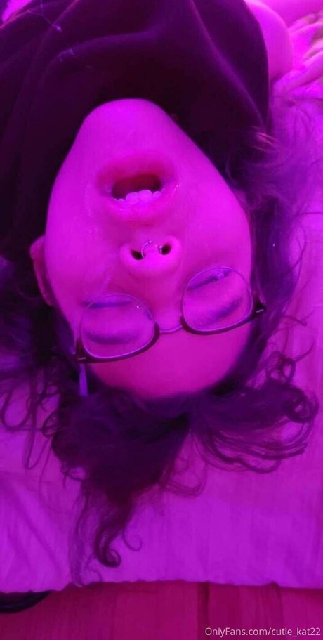 cutiekatw model xxx pics