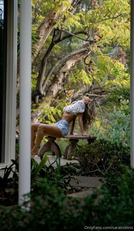 sarairollins nude model archive