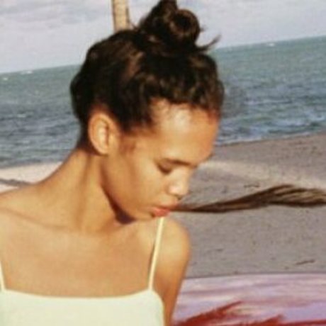 DDBella model adult photo