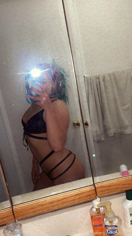 tatteddel pornstar gallery