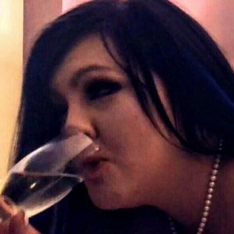 prettytwistedfree exclusive star picture