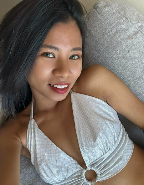 petiteasianchaya exclusive actress images