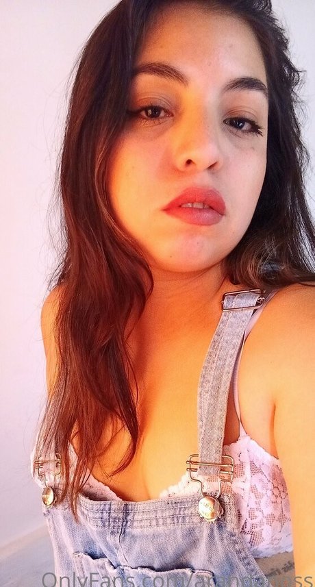 sweetarandanoss model hd pictures