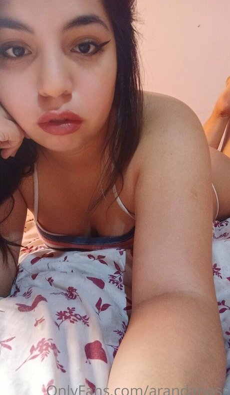 sweetarandanoss pornstar naked pic