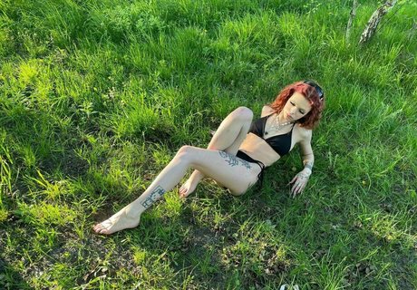 horrory sex model pic