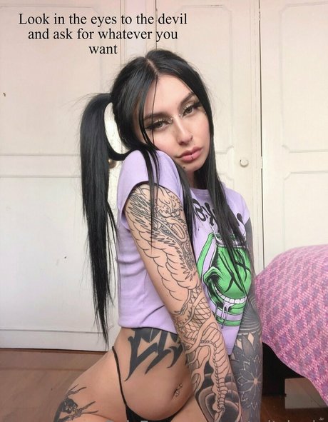 kinkykittymia model perfect pics