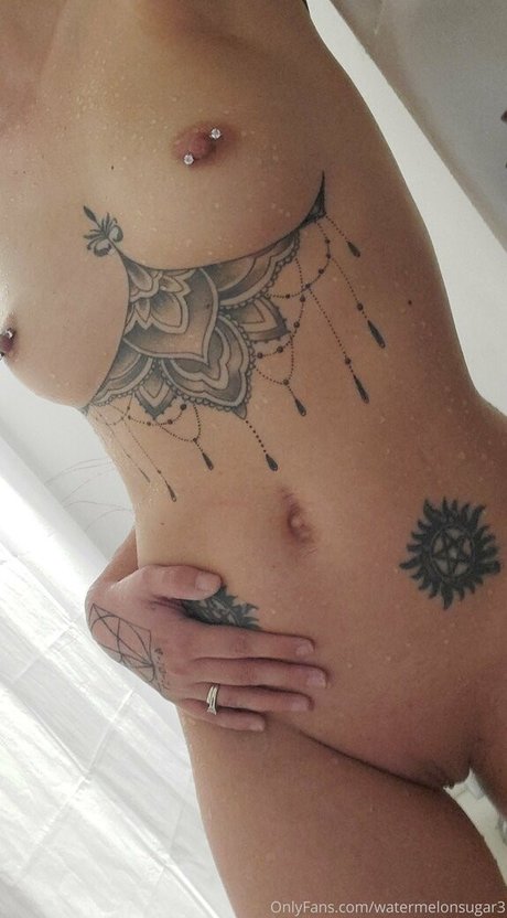 watermelonsugar3 pornographic model photos