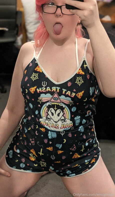 emopink69 model erotic gallery