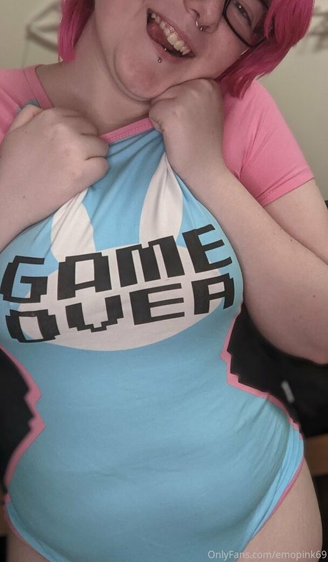 emopink69 model nudes image